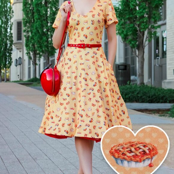 Retro Apple Pie Print Fit & Flare Dress, NWOT - Picture 1 of 10